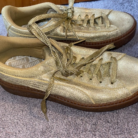 Sunkissed Puma Gold Sneakers⚜️ - Picture 4 of 6